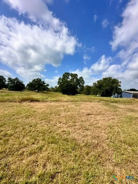 Address Not Shown Waelder, TX 78959