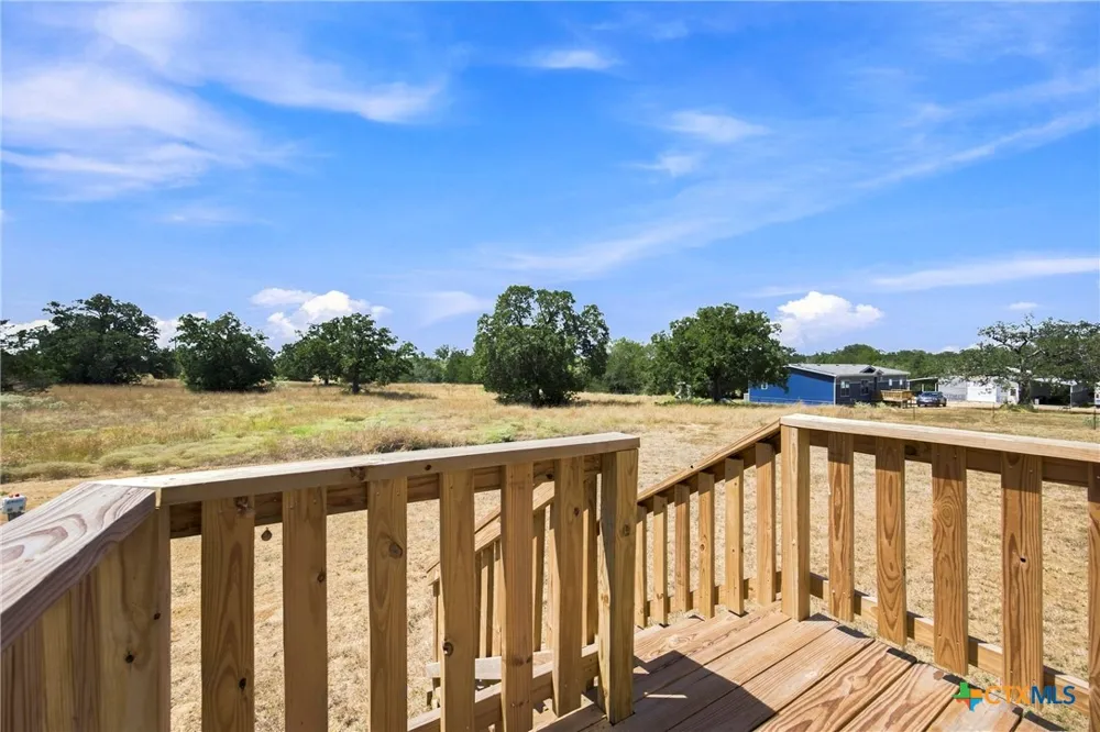 Address Not Shown Waelder, TX 78959