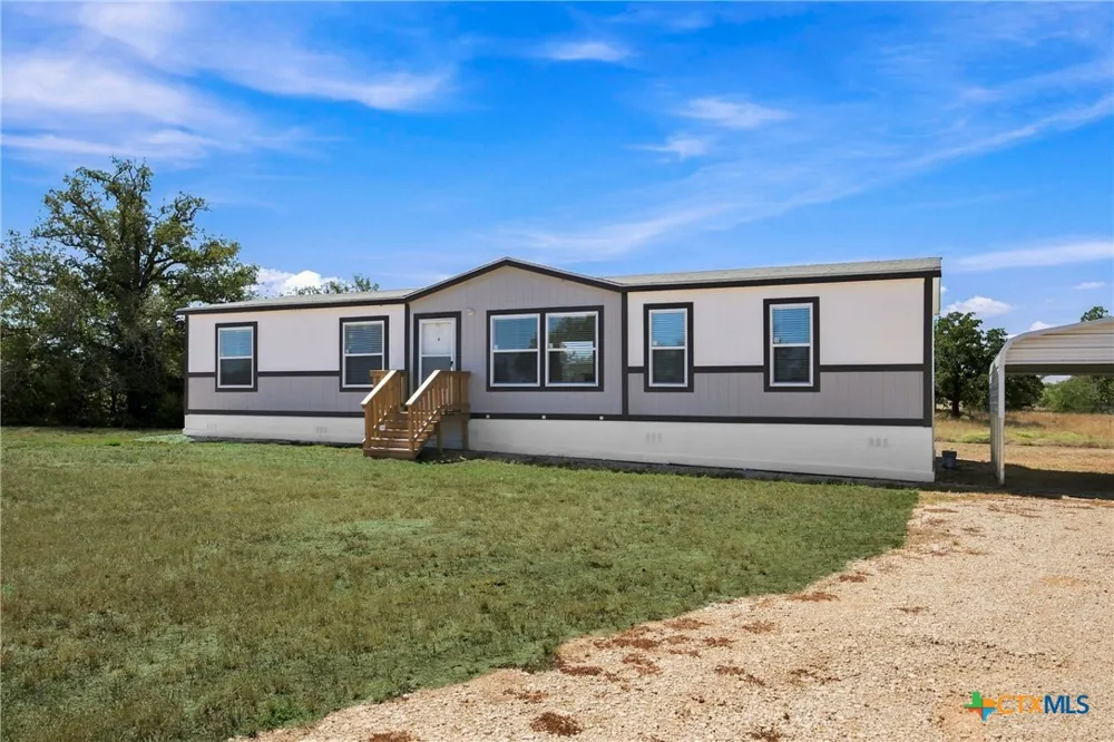 Address Not Shown Waelder, TX 78959