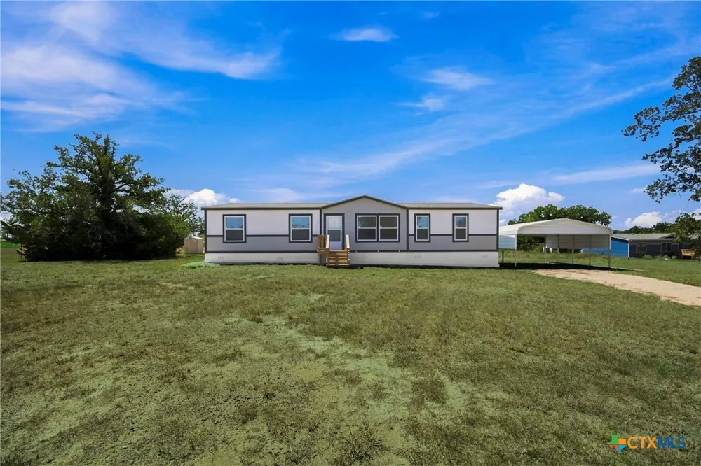 Address Not Shown Waelder, TX 78959