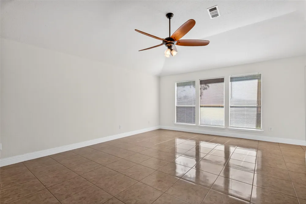 4817 Barnhill Lane Fort Worth, TX 76135