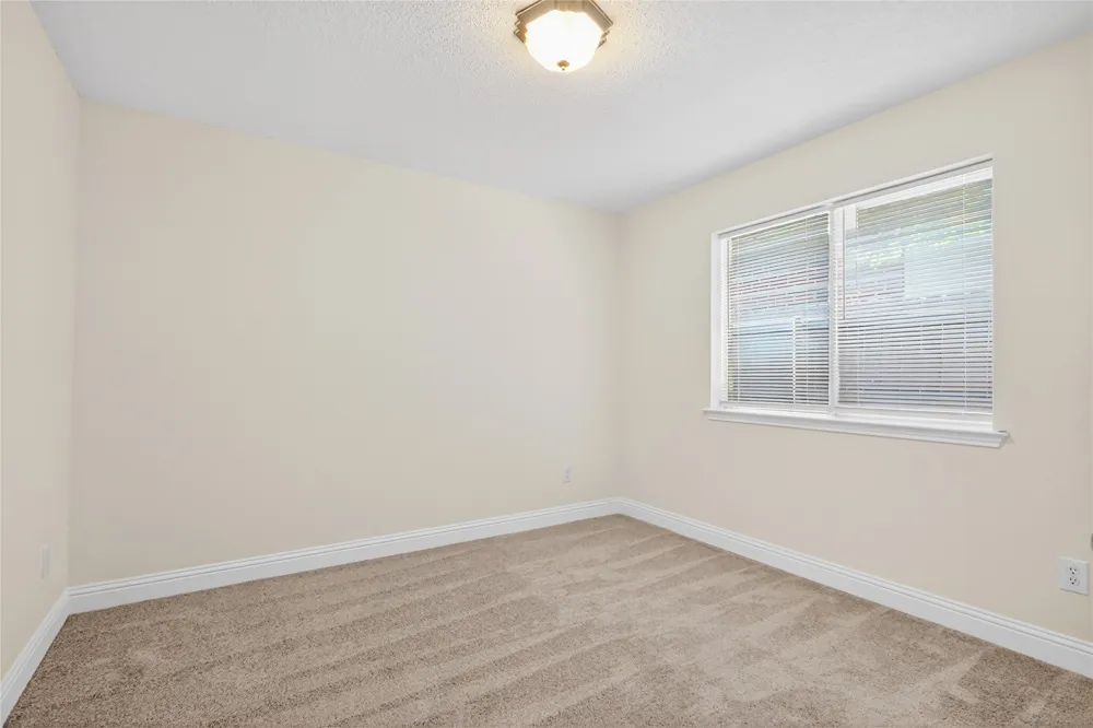 4817 Barnhill Lane Fort Worth, TX 76135