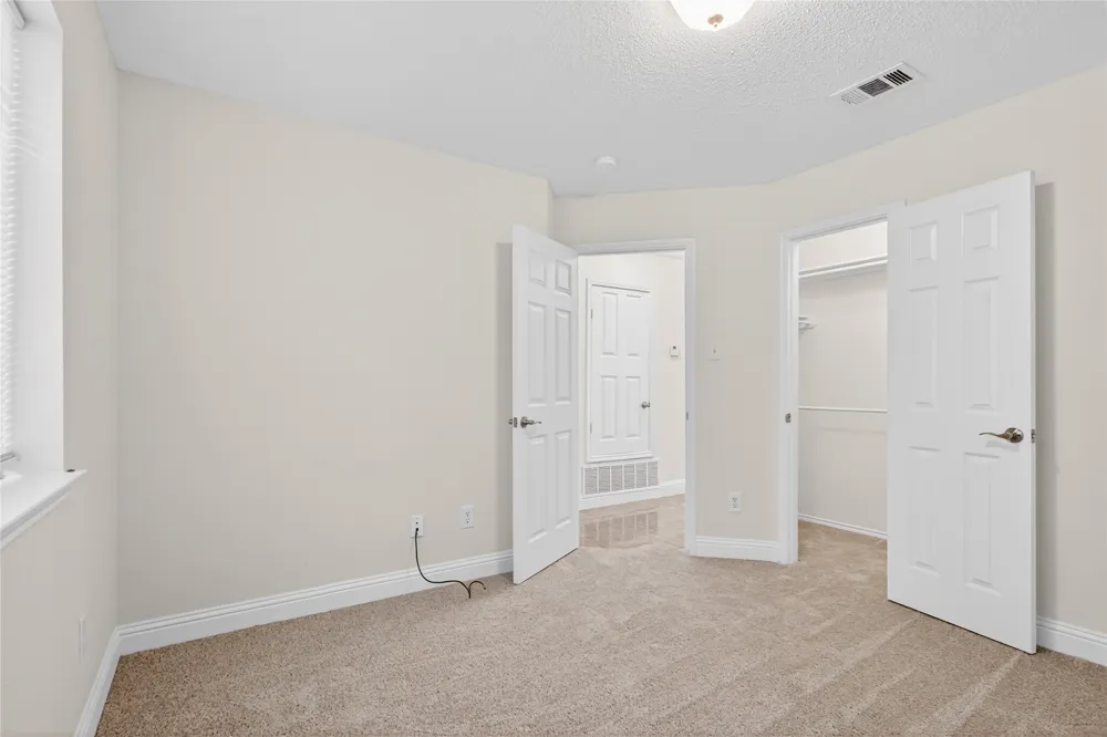 4817 Barnhill Lane Fort Worth, TX 76135