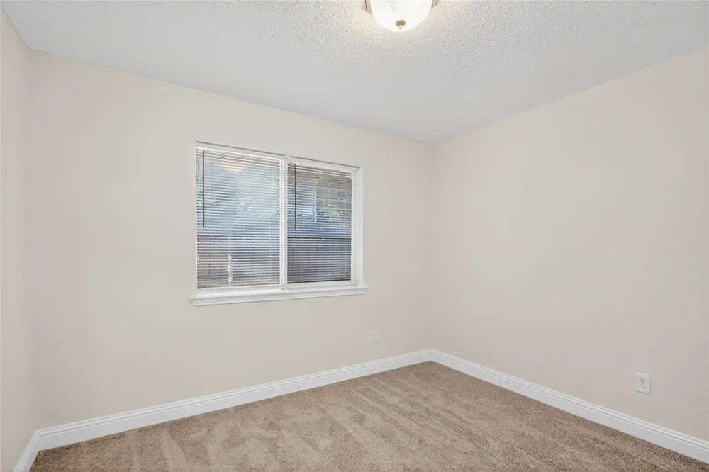 4817 Barnhill Lane Fort Worth, TX 76135