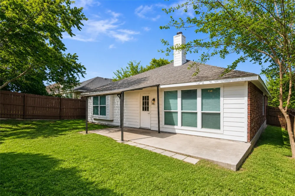 4817 Barnhill Lane Fort Worth, TX 76135