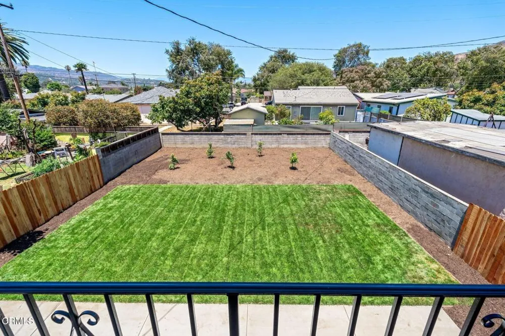 175 E Lewis Street Ventura, CA 93001