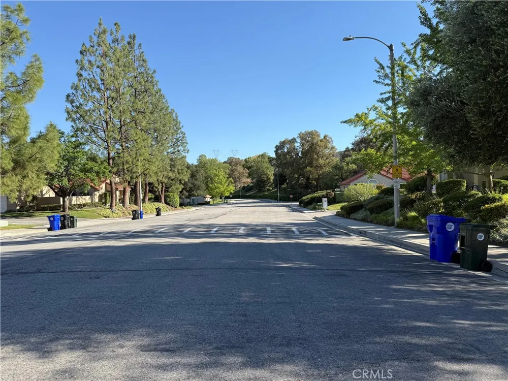 26341 Rainbow Glen Drive Newhall, CA 91321