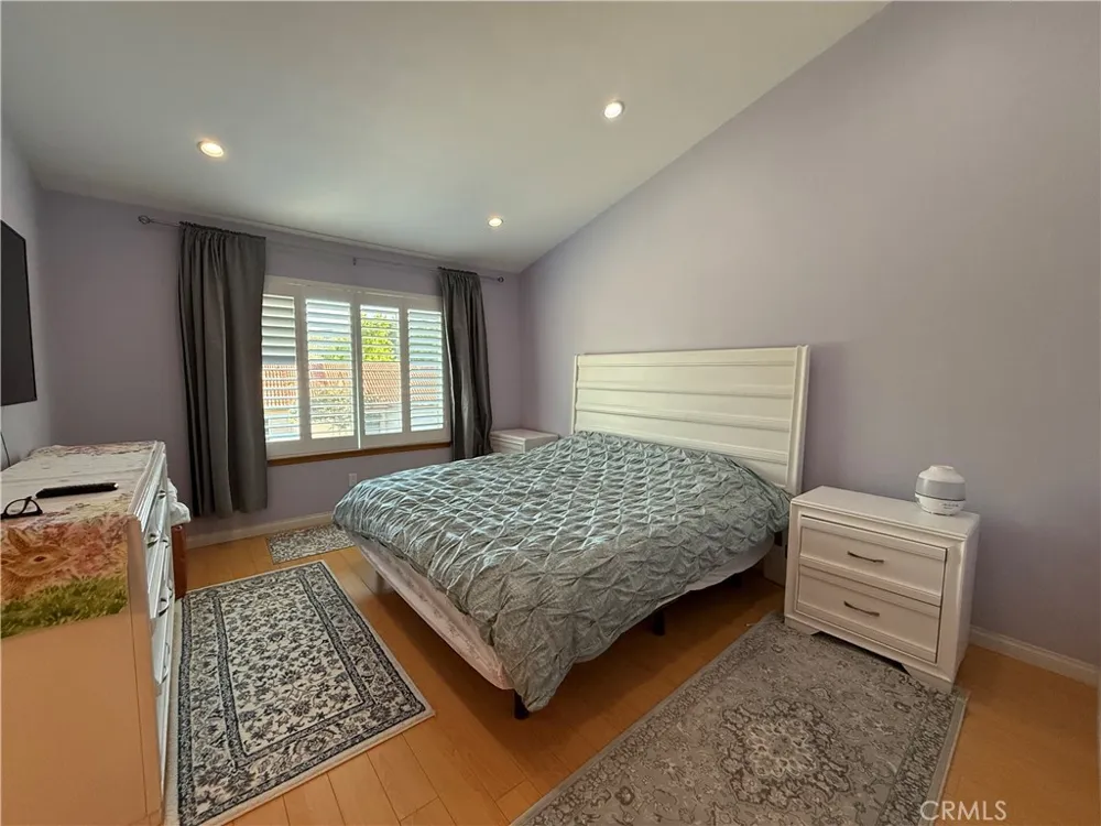 26341 Rainbow Glen Drive Newhall, CA 91321
