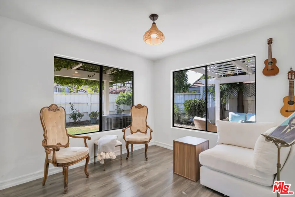 26839 Cactus Trail Agoura Hills, CA 91301
