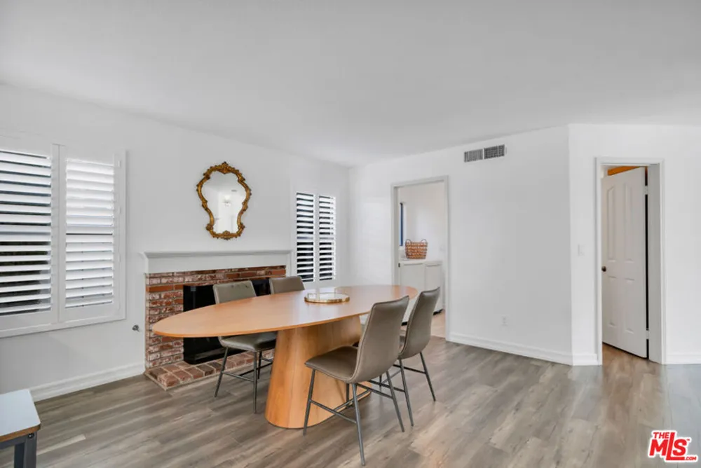 26839 Cactus Trail Agoura Hills, CA 91301
