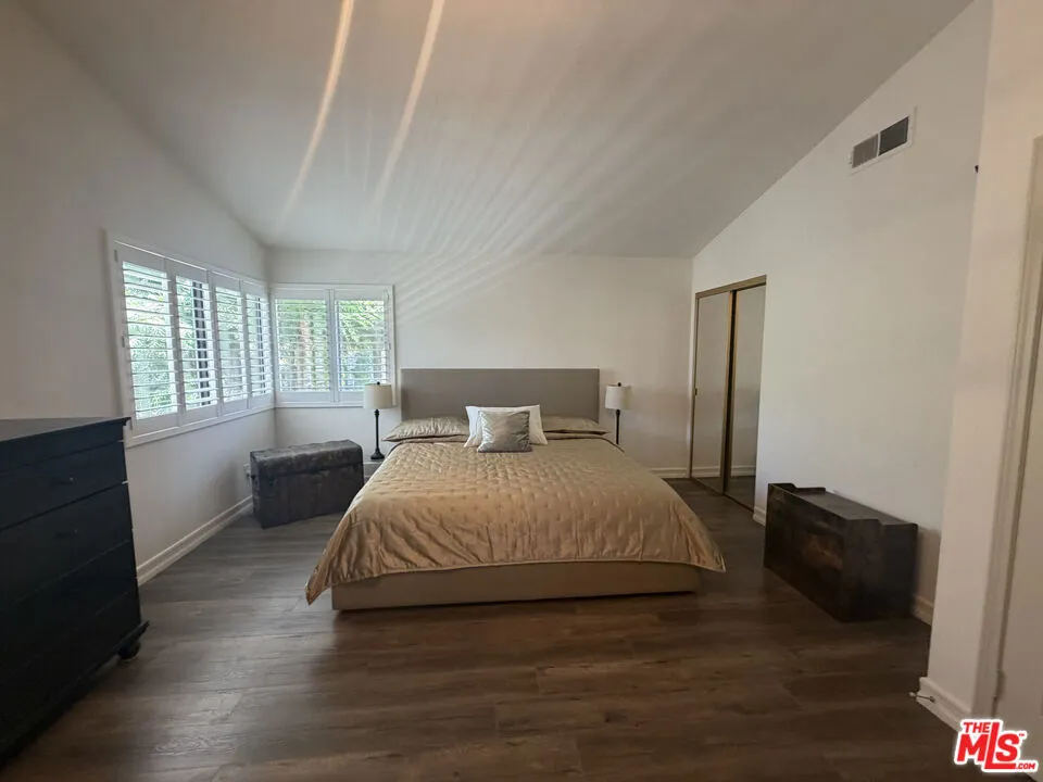 26839 Cactus Trail Agoura Hills, CA 91301