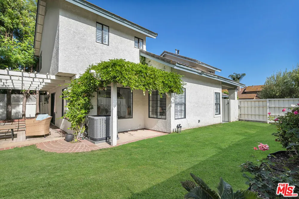 26839 Cactus Trail Agoura Hills, CA 91301