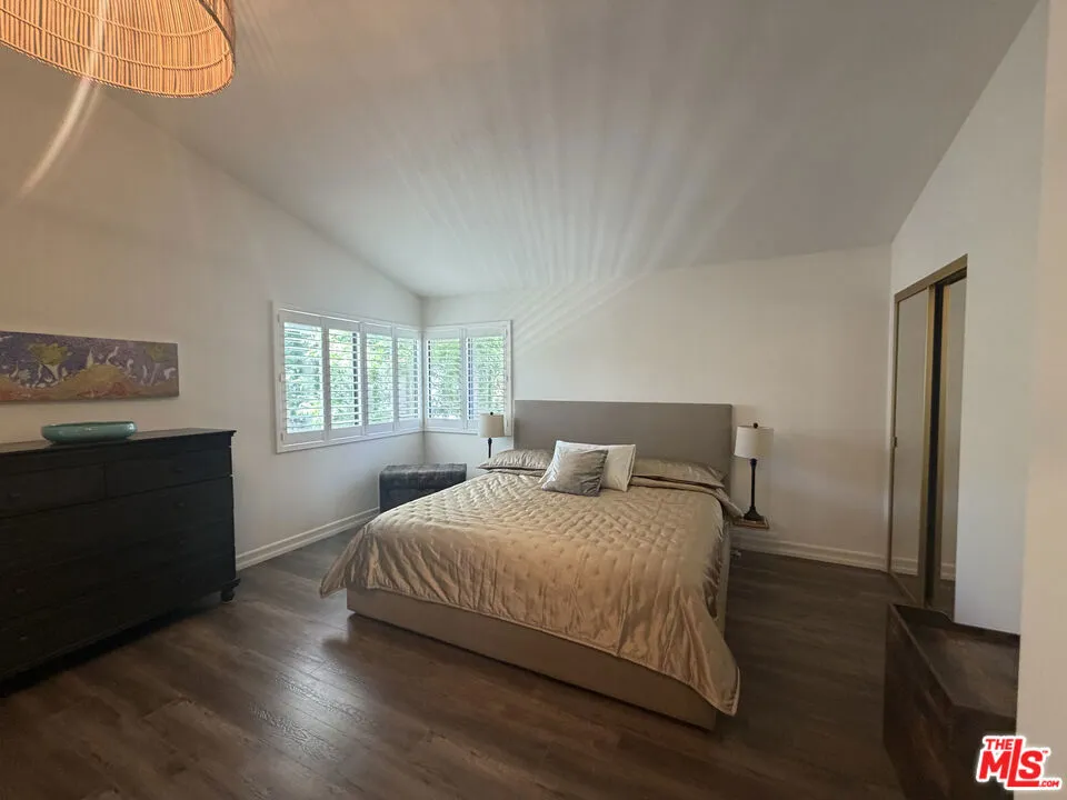 26839 Cactus Trail Agoura Hills, CA 91301