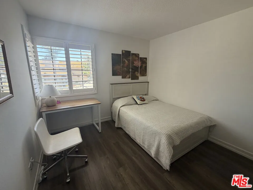 26839 Cactus Trail Agoura Hills, CA 91301