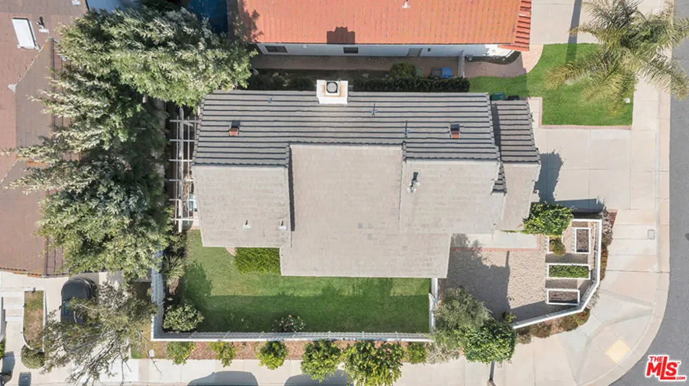 26839 Cactus Trail Agoura Hills, CA 91301