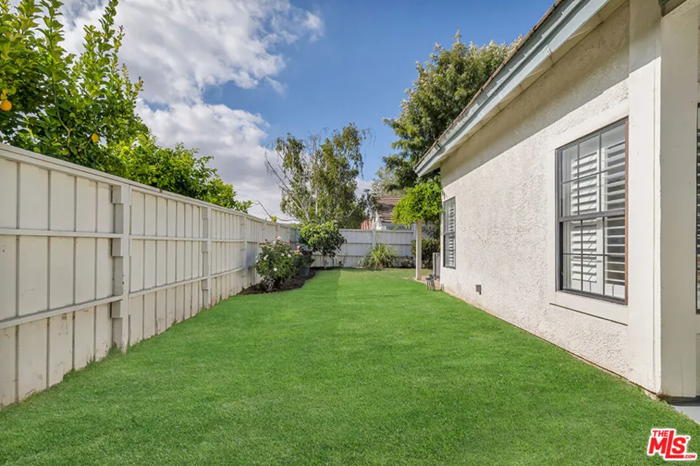26839 Cactus Trail Agoura Hills, CA 91301