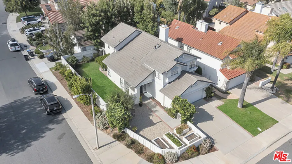 26839 Cactus Trail Agoura Hills, CA 91301