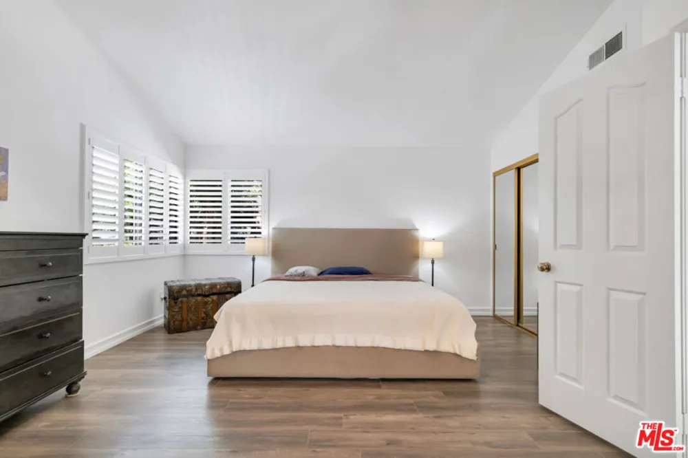 26839 Cactus Trail Agoura Hills, CA 91301