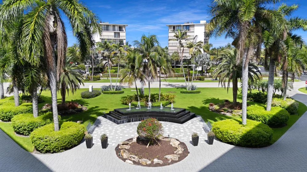 3546 S Ocean Boulevard #716 South Palm Beach, FL 33480