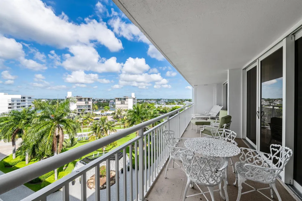 3546 S Ocean Boulevard #716 South Palm Beach, FL 33480