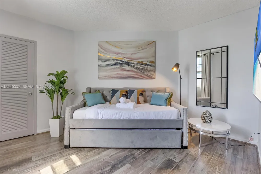 Address Not Shown Sunny Isles Beach, FL 33160