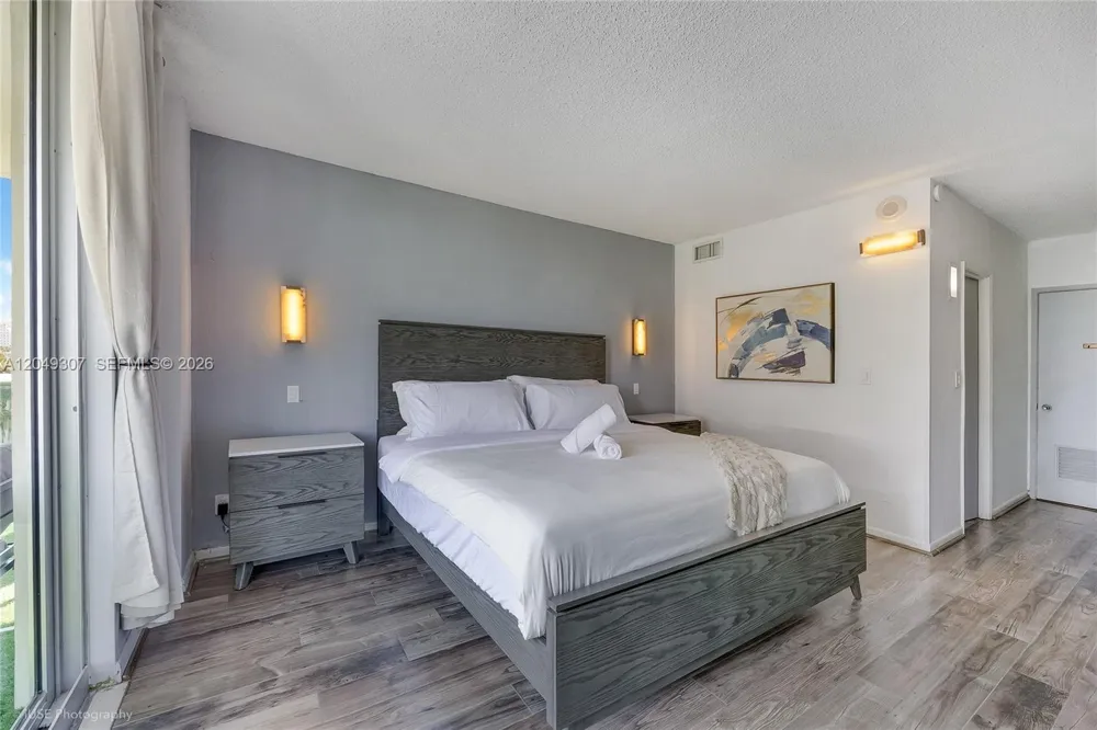 Address Not Shown Sunny Isles Beach, FL 33160