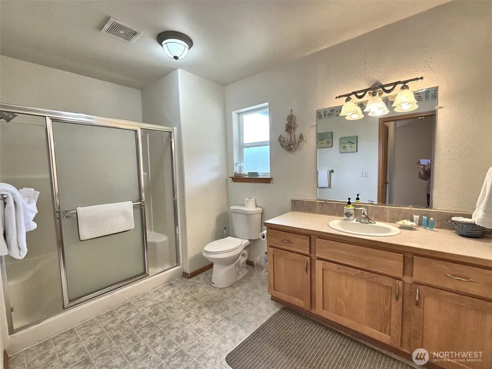 16 Ocean Boulevard Ocean City, WA 98569