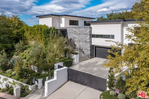 9455 Eden Drive
