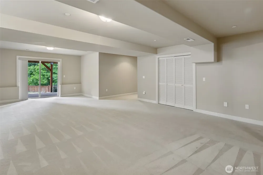 8701 113th Avenue SE Newcastle, WA 98056