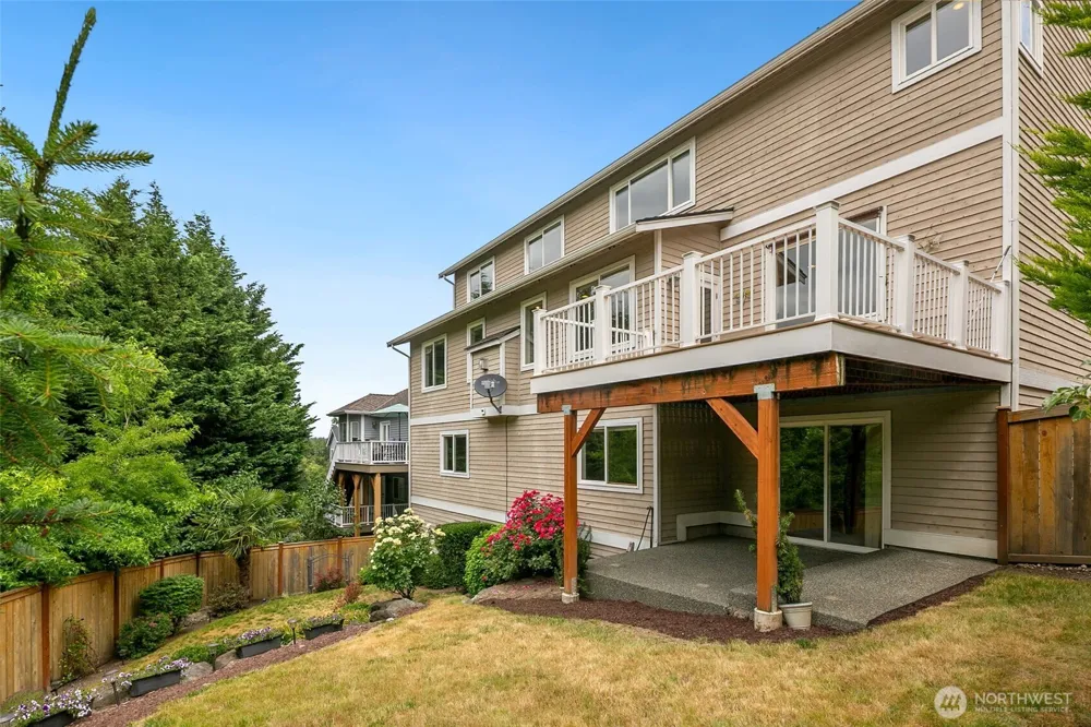8701 113th Avenue SE Newcastle, WA 98056