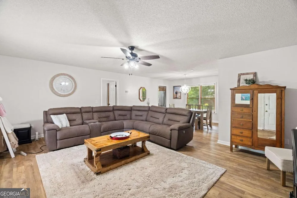 234 Chiefvan TER NE Calhoun, GA 30701