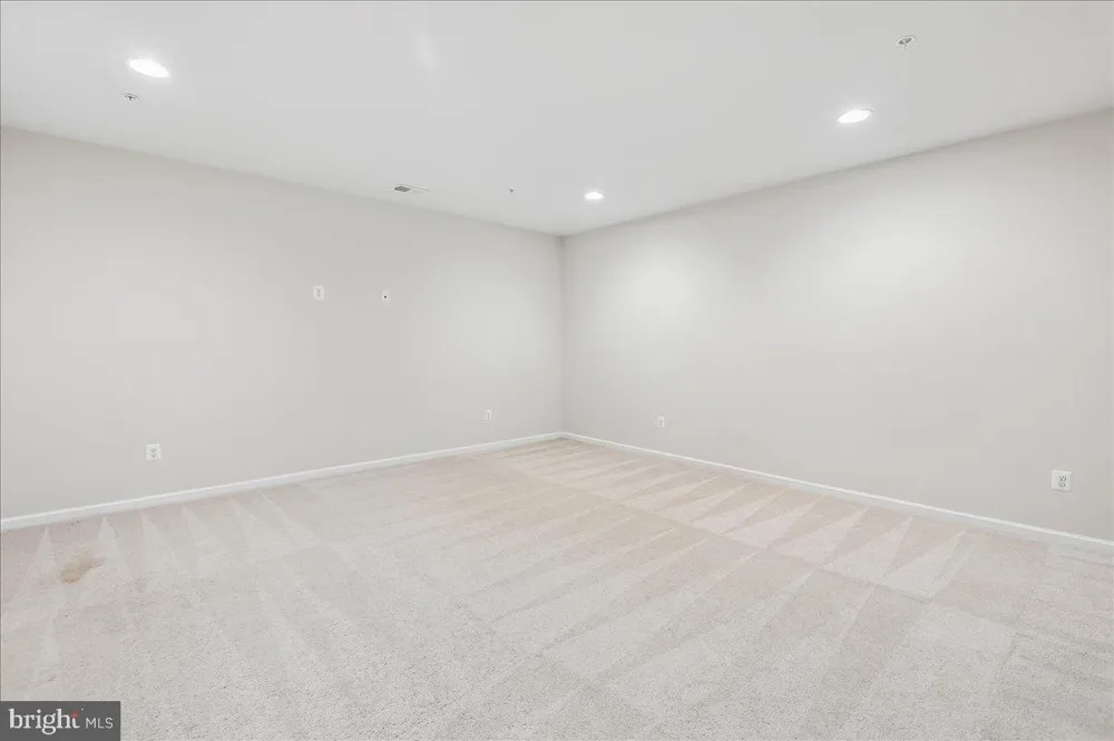 2726 SAND LENS DRIVE Odenton, MD 21113