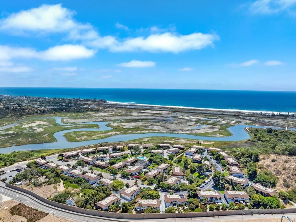 2479 Caminito Ocean Cardiff by the Sea, CA 92007