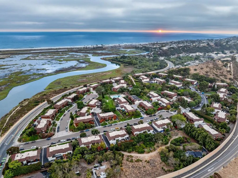2479 Caminito Ocean Cardiff by the Sea, CA 92007