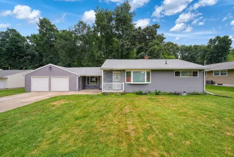 1511 Strathmoor Lane
