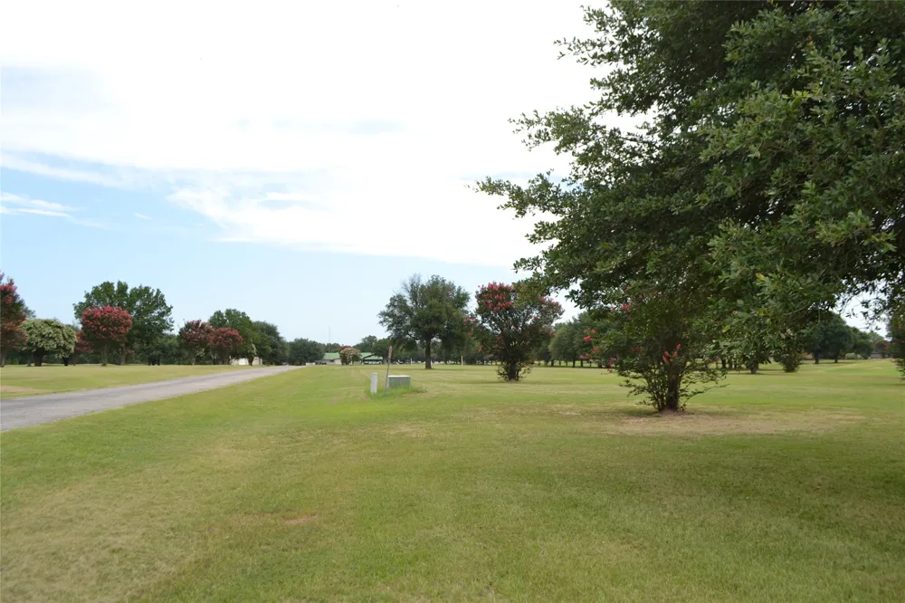 Private Road 5940 Emory, TX 75440