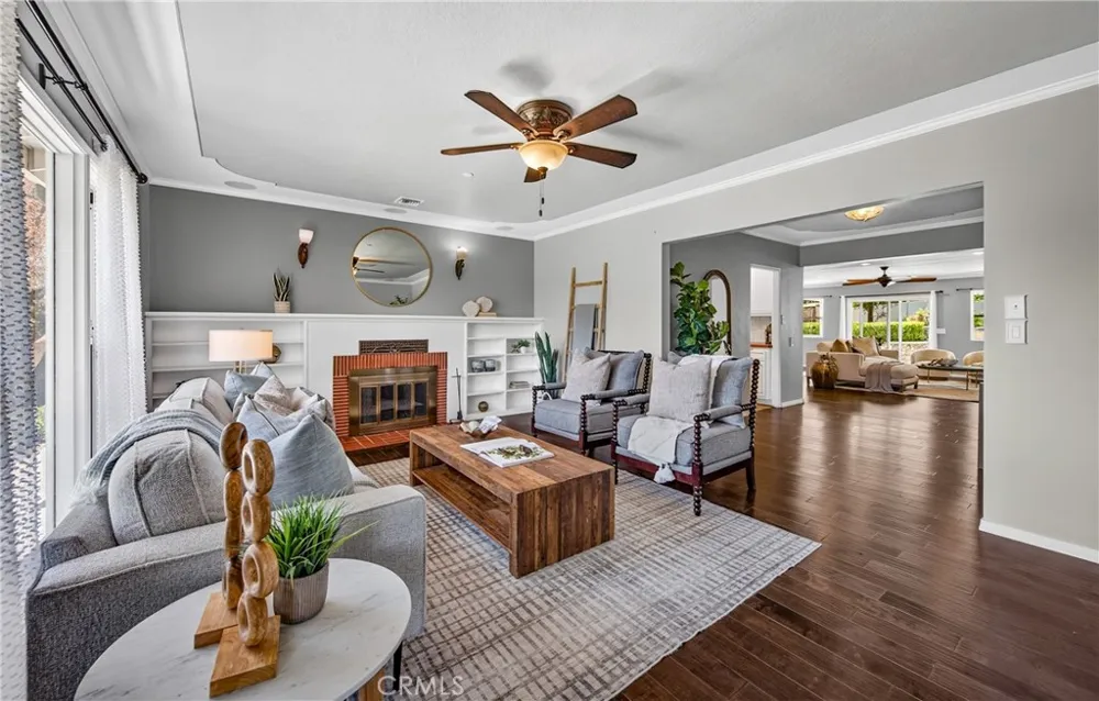 21 W Hilton Avenue Redlands, CA 92373