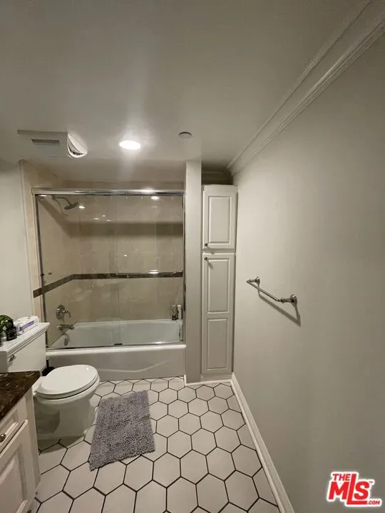 4533 Vista Del Monte Avenue #101 Los Angeles, CA 91403