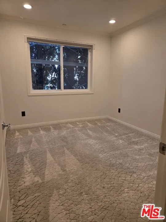 4533 Vista Del Monte Avenue #101 Los Angeles, CA 91403