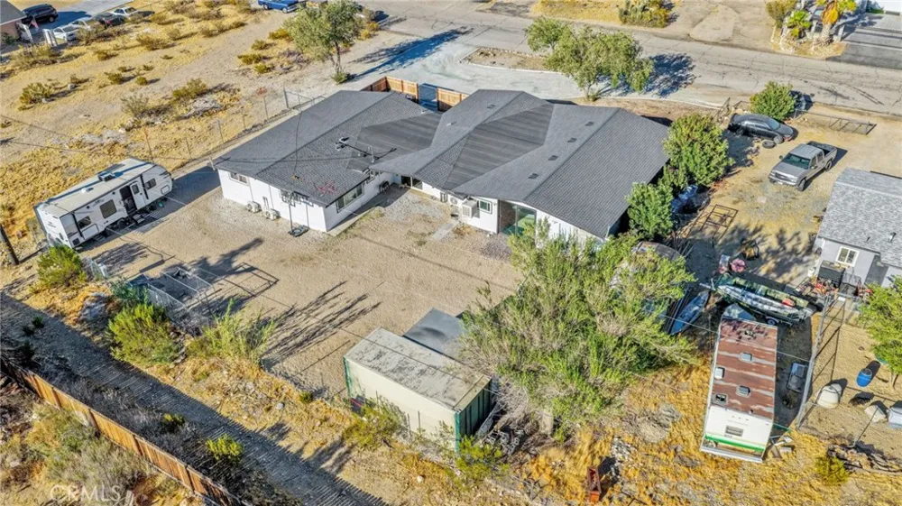 9996 Estrada Lucerne Valley, CA 92356