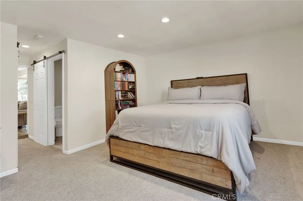 9996 Estrada Lucerne Valley, CA 92356