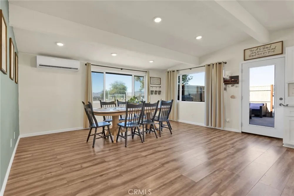 9996 Estrada Lucerne Valley, CA 92356