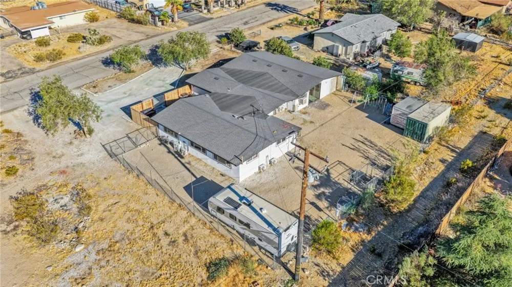 9996 Estrada Lucerne Valley, CA 92356