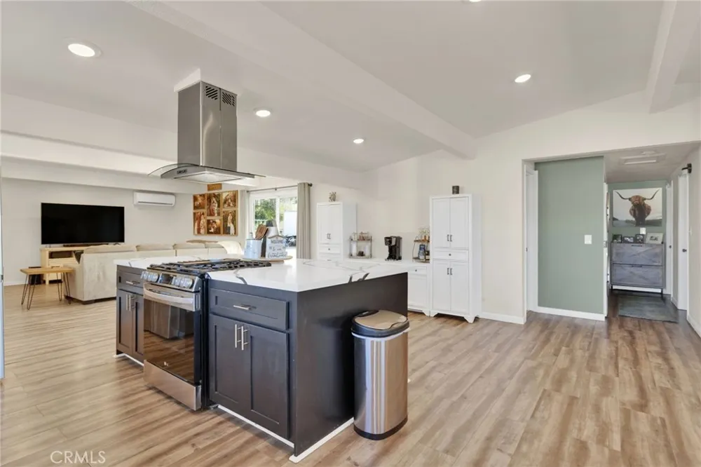 9996 Estrada Lucerne Valley, CA 92356