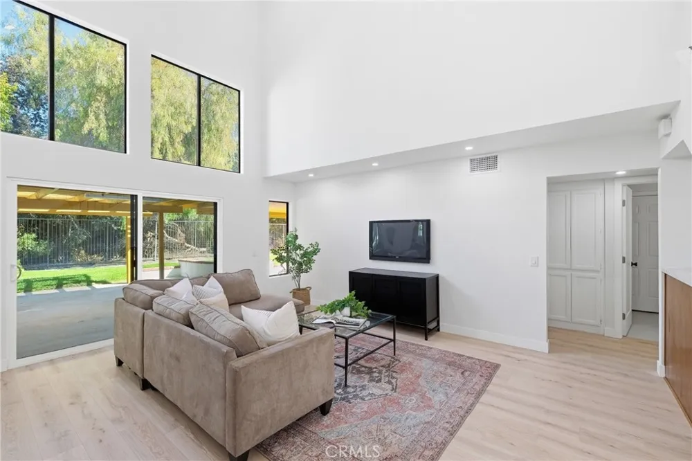6 Skyview Phillips Ranch, CA 91766