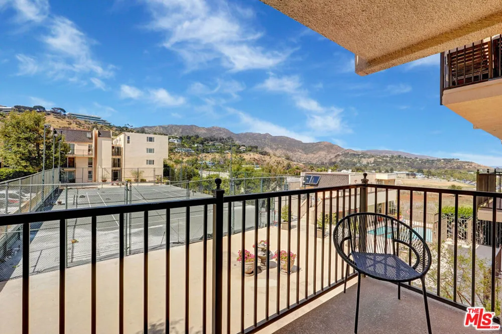23901 Civic Center Way #258 Malibu, CA 90265