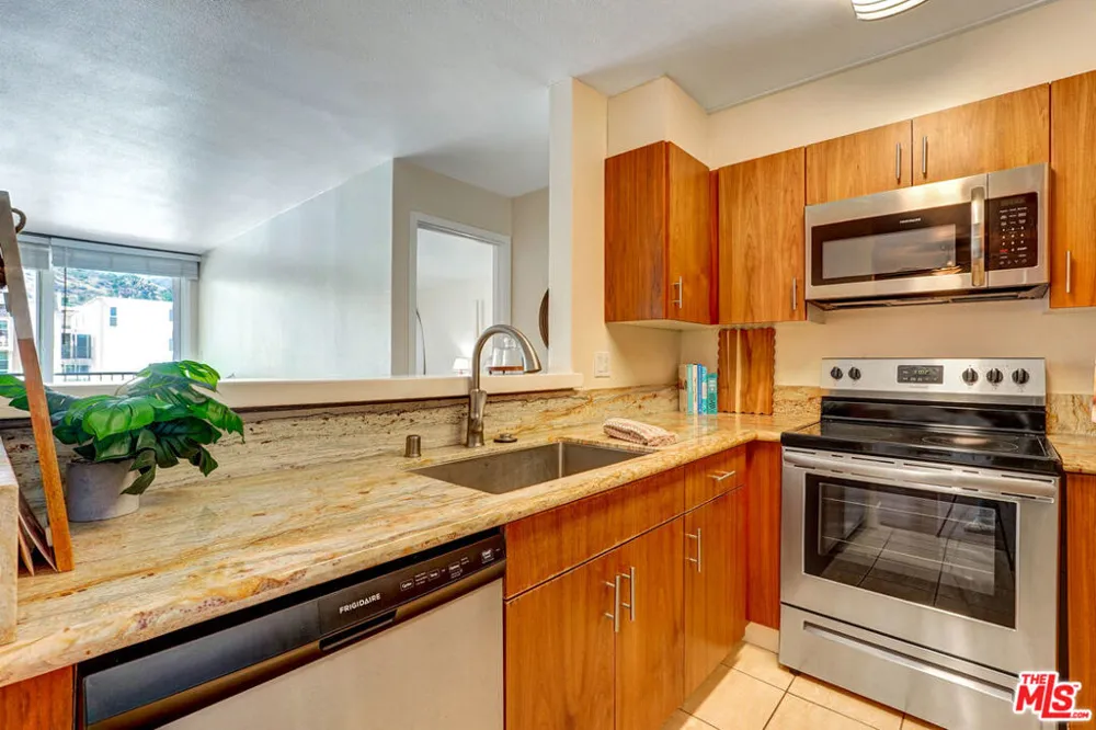 23901 Civic Center Way #258 Malibu, CA 90265