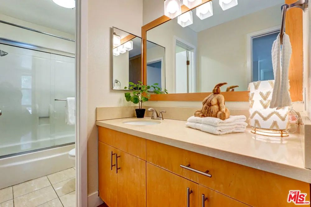23901 Civic Center Way #258 Malibu, CA 90265