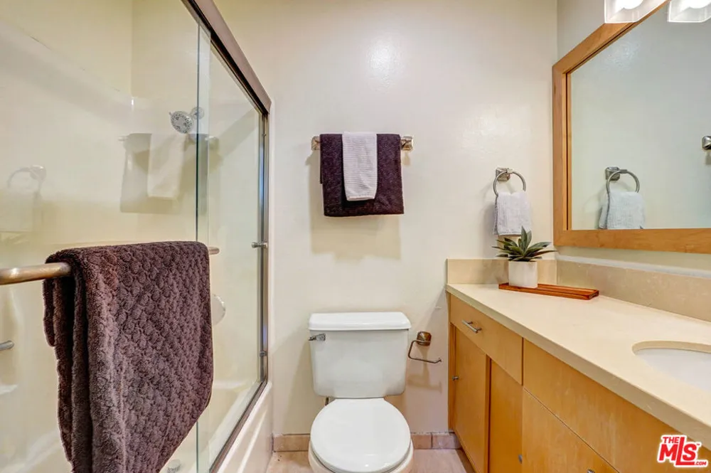 23901 Civic Center Way #258 Malibu, CA 90265