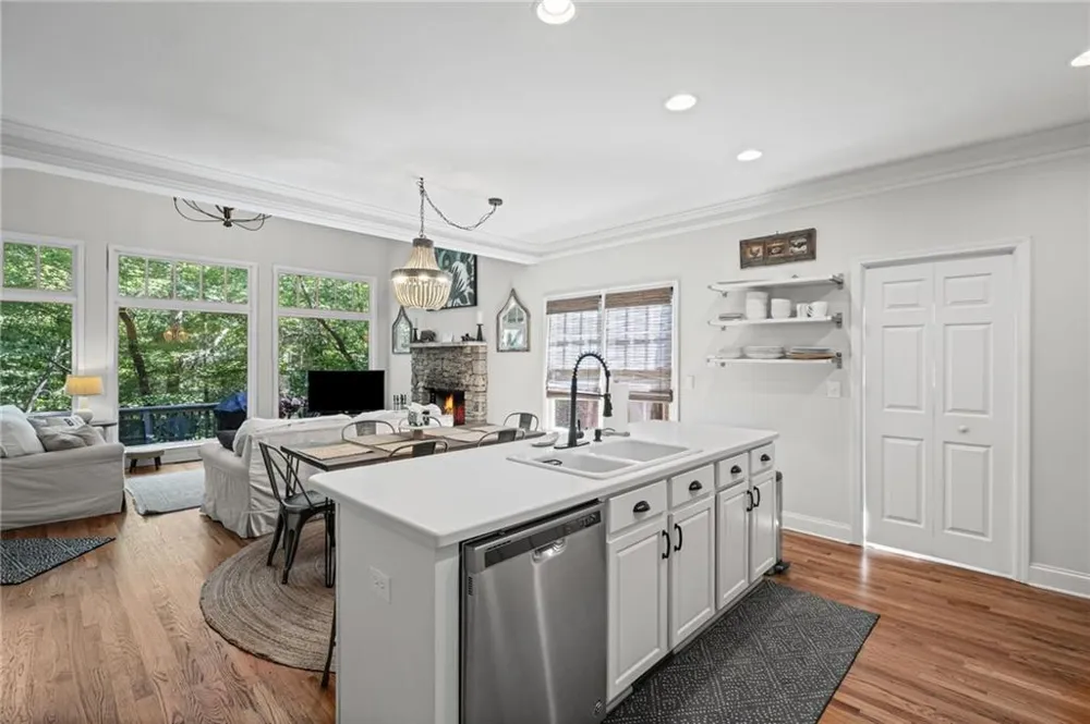42 Chestnut Knoll Ridge Big Canoe, GA 30143